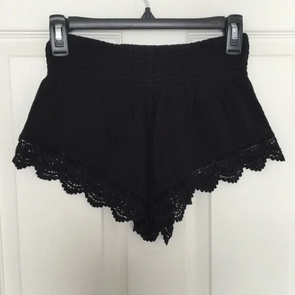 Forever 21 Shorts Forever2 Black Lace Shorts Poshmark